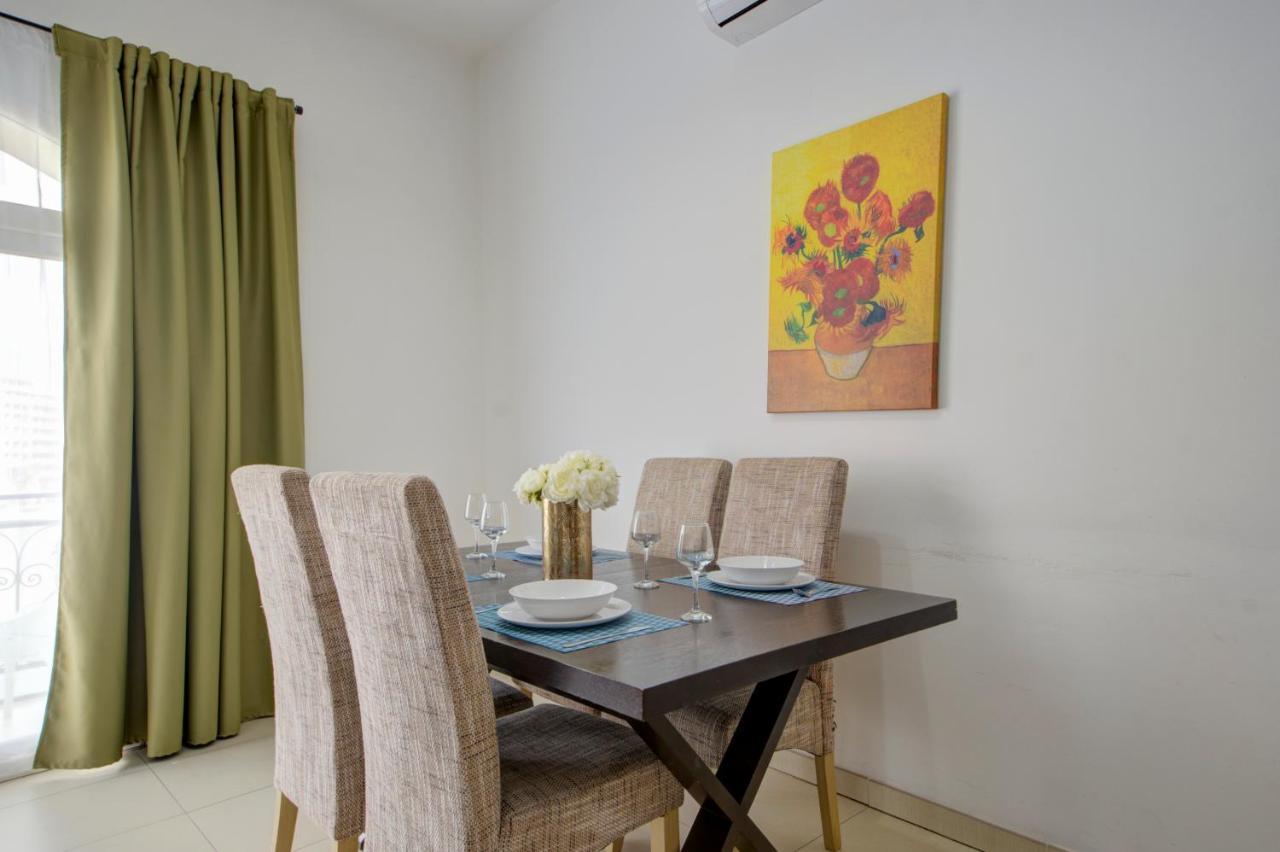 St Julians 2 Bedroom Apartment With Commanding Seaviews By Shortletsmalta St. Julian's Exterior foto