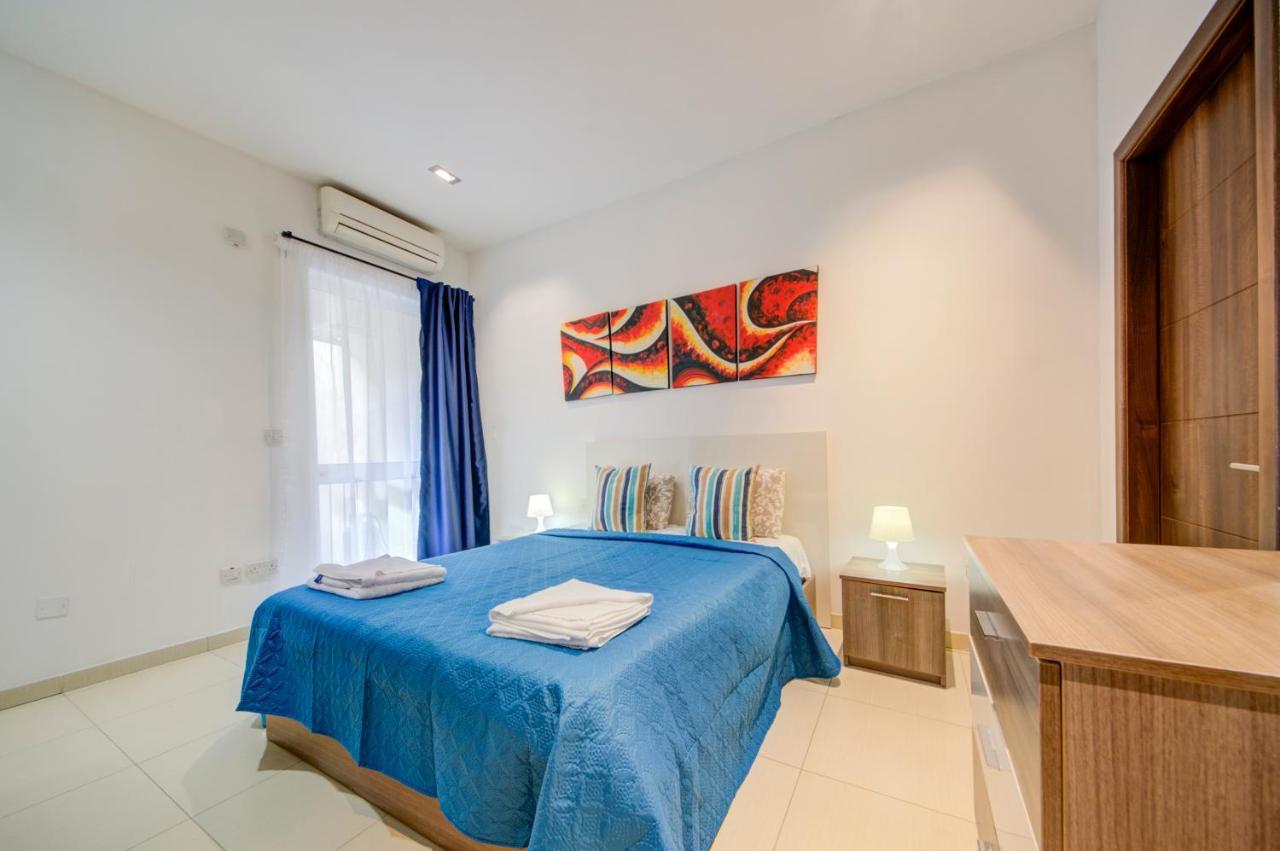 St Julians 2 Bedroom Apartment With Commanding Seaviews By Shortletsmalta St. Julian's Exterior foto