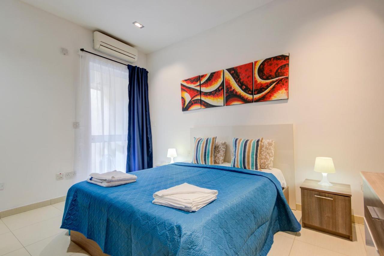 St Julians 2 Bedroom Apartment With Commanding Seaviews By Shortletsmalta St. Julian's Exterior foto